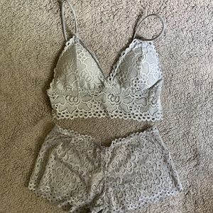 Women’s Lace Lingerie Set